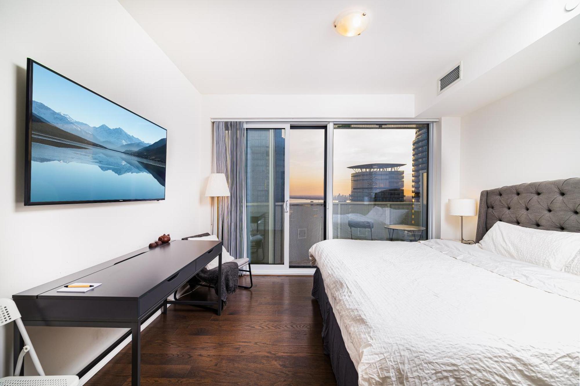 Presidential Suite Heart Of Downtown With Stunning View Toronto Eksteriør bilde