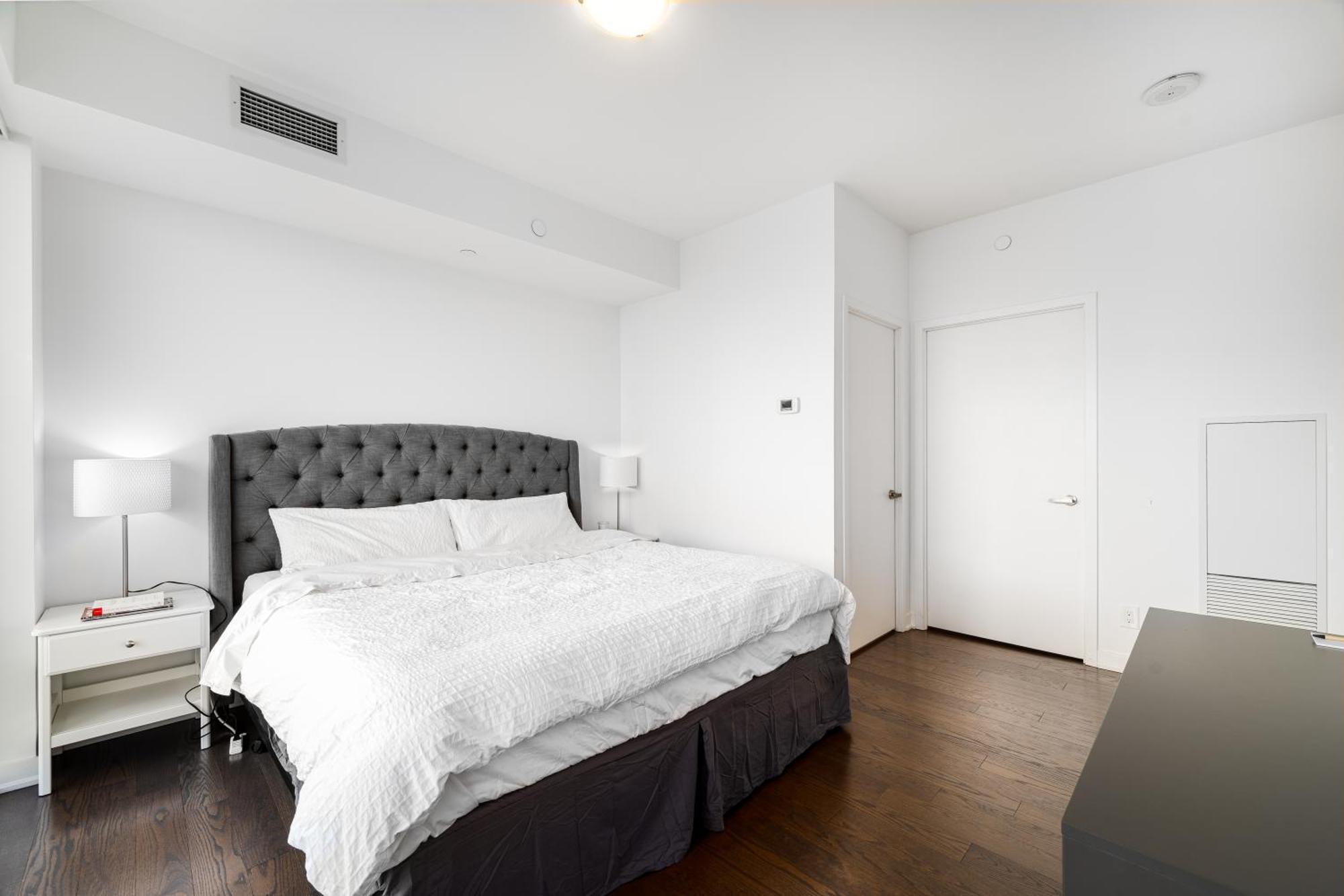 Presidential Suite Heart Of Downtown With Stunning View Toronto Eksteriør bilde