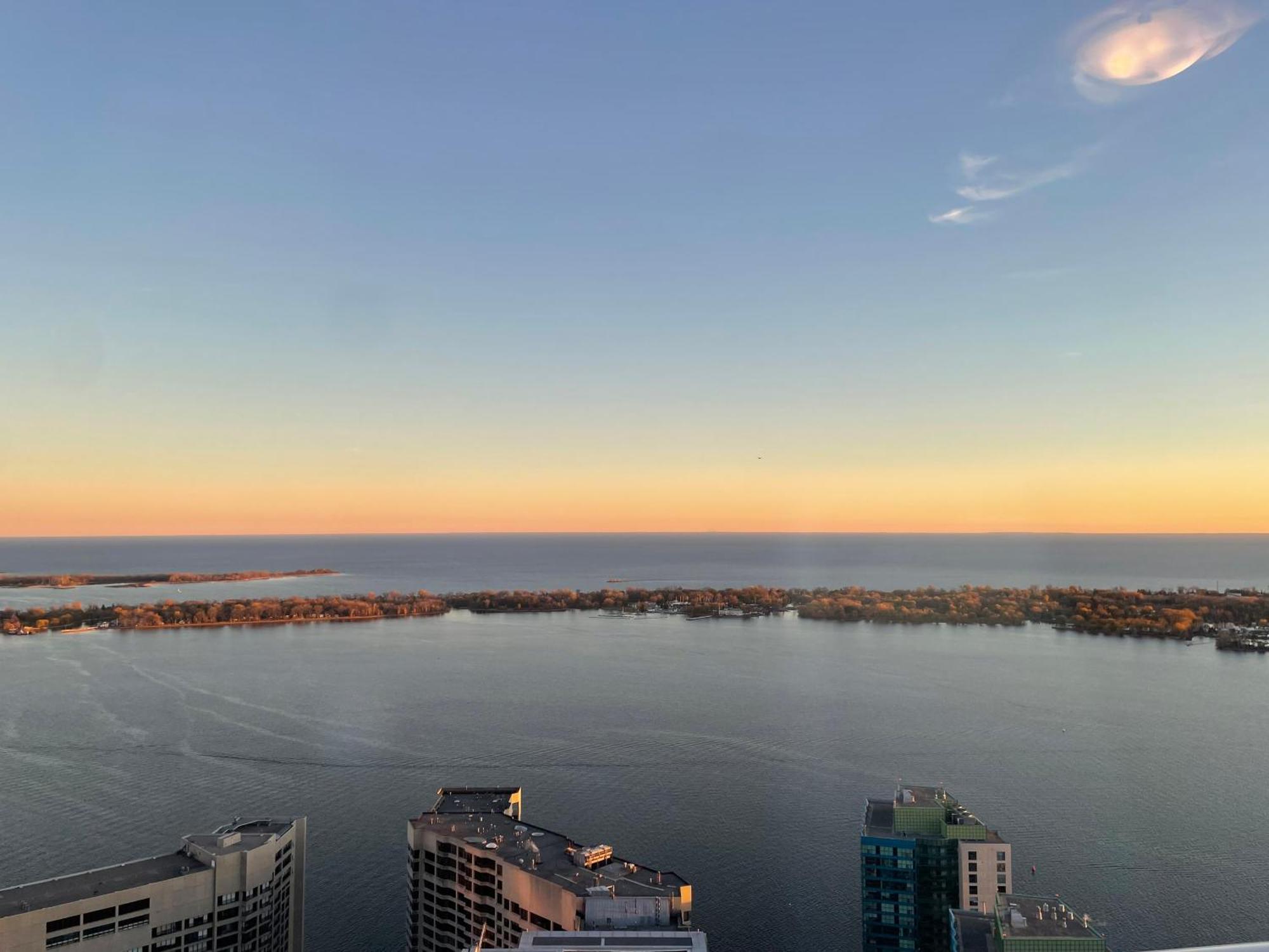 Presidential Suite Heart Of Downtown With Stunning View Toronto Eksteriør bilde