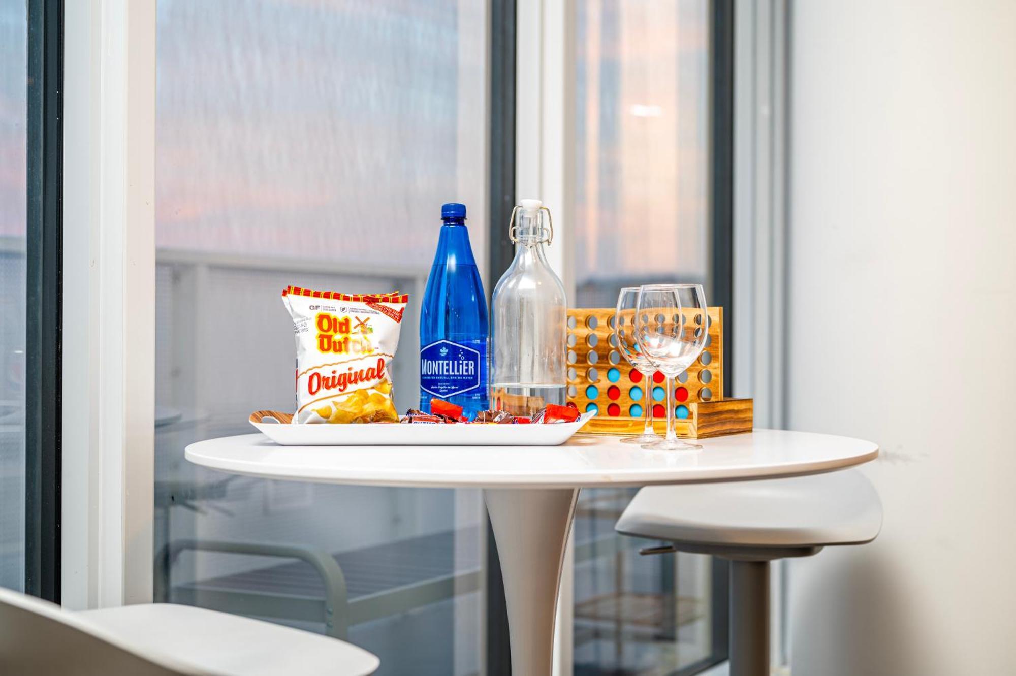 Presidential Suite Heart Of Downtown With Stunning View Toronto Eksteriør bilde