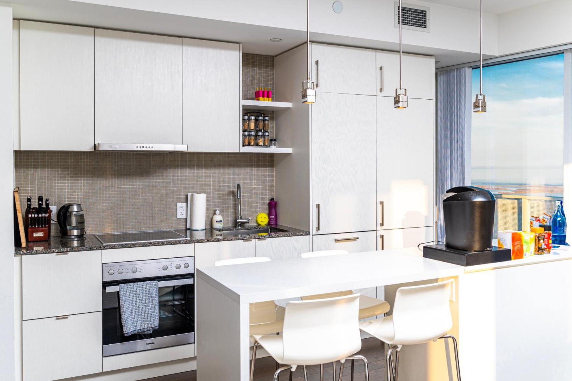 Presidential Suite Heart Of Downtown With Stunning View Toronto Eksteriør bilde