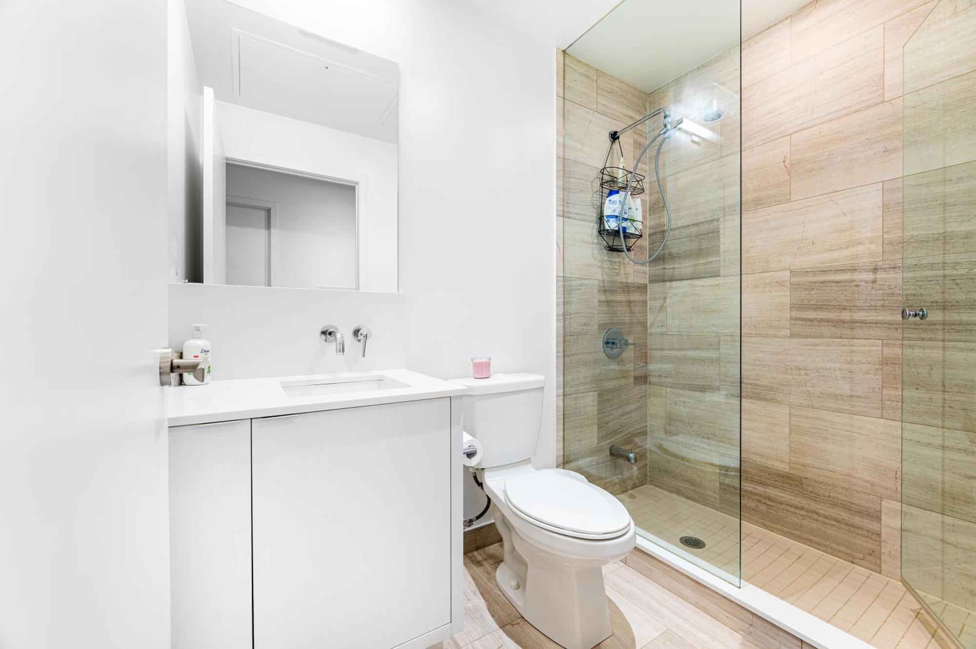 Presidential Suite Heart Of Downtown With Stunning View Toronto Eksteriør bilde