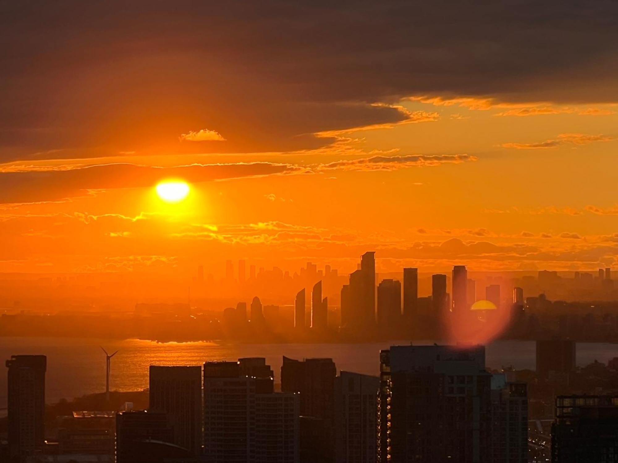 Presidential Suite Heart Of Downtown With Stunning View Toronto Eksteriør bilde